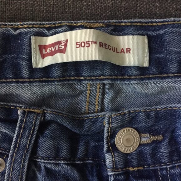 Levi Jeans - Picture 2 of 4